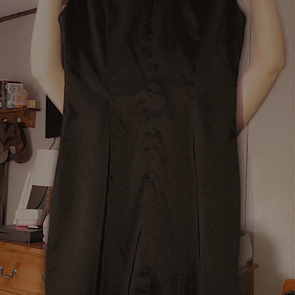 Black size 8 Connected Apparel dress